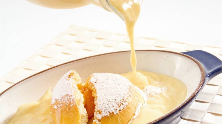 Dampfnudel mit Vanillesoße