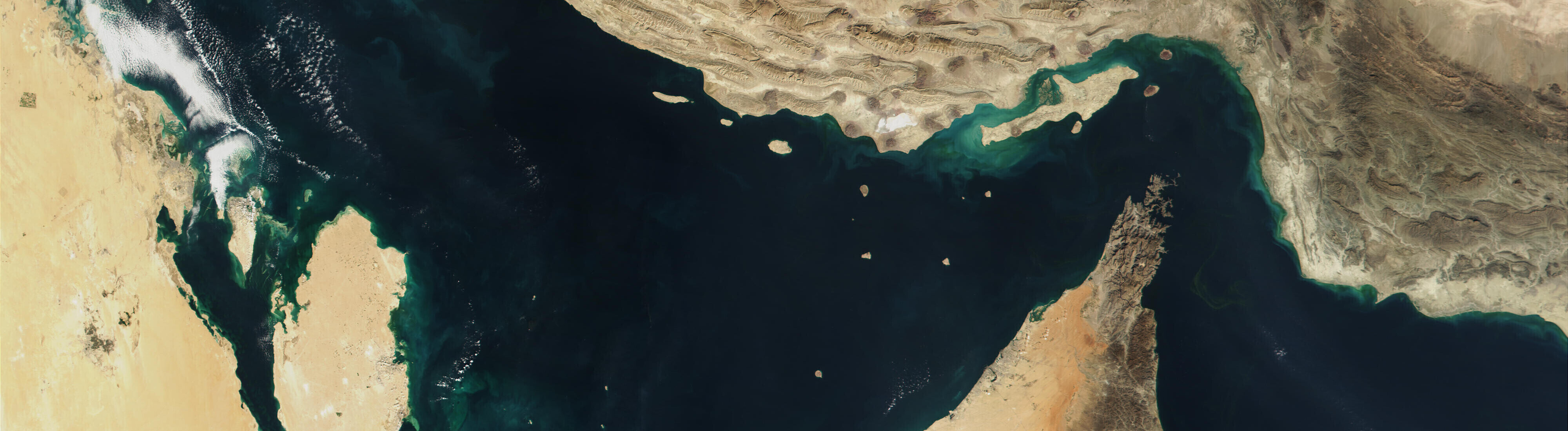 Der Persische Golf, die Straße von Hormus und der Golf von Oman in einer Satellitenaufnahme (undatiert).
