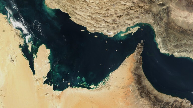 Der Persische Golf, die Straße von Hormus und der Golf von Oman in einer Satellitenaufnahme (undatiert).