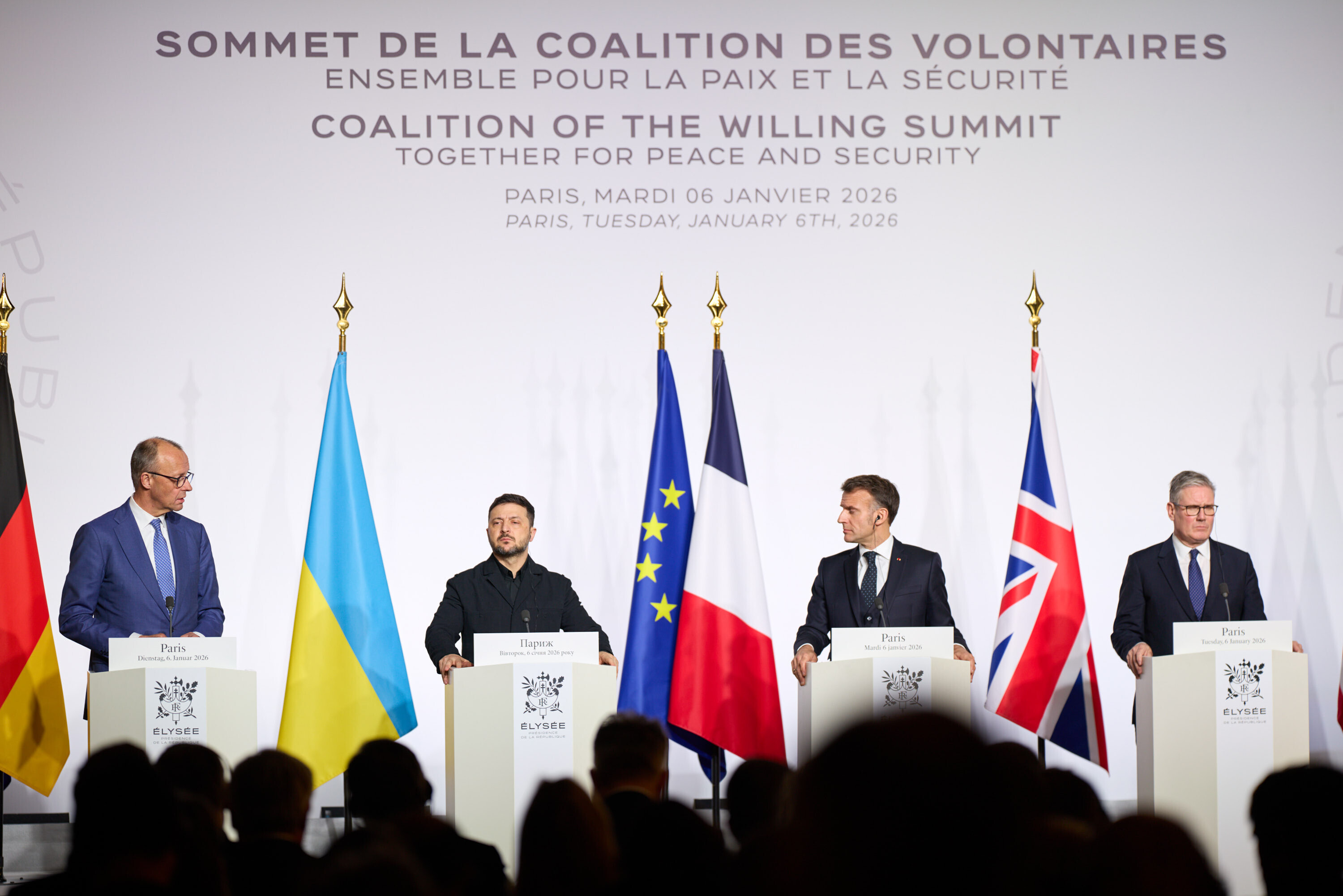 Grosser Ukraine-Gipfel in Paris am 06.01.2026. v.li:Bundeskanzler Friedrich MERZ, Praesident Wolodymyr Selenskyj,Emmanuel Macron,Keir STARMER