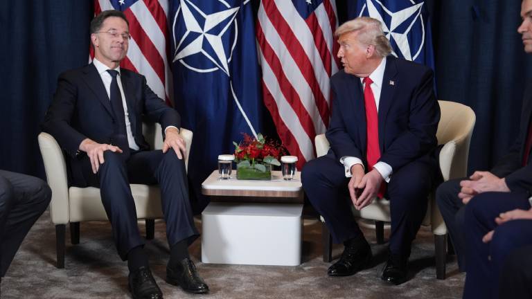 US-Präsident Trump im Gespräch mit NATO-Generalsekretär Rutte beim Weltwirtschaftsforum in Davos