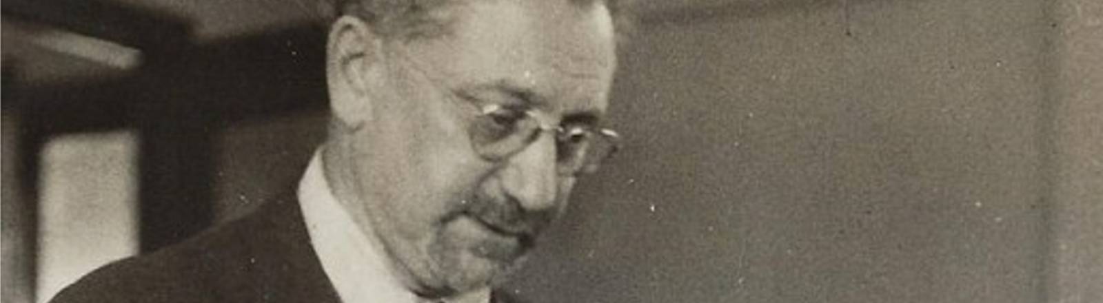 Ein historisches Foto des lettisch-US-amerikanischer Psychologen David P. Boder.