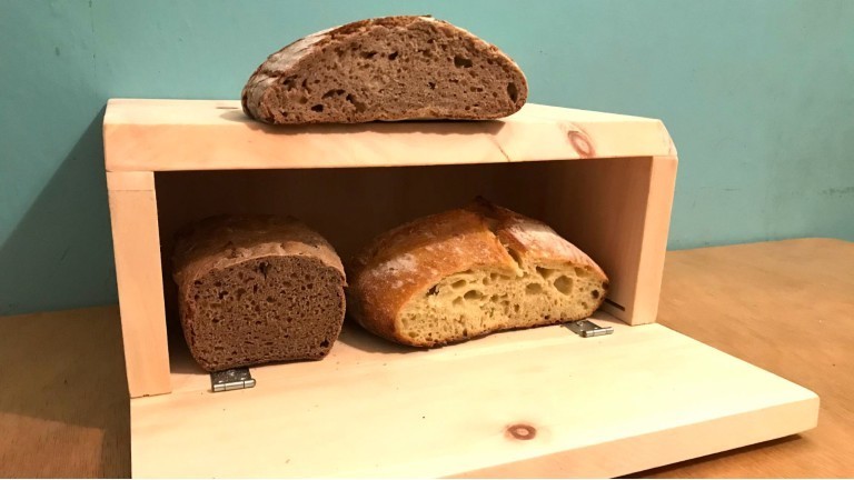 Der Brotkasten von Moritz Metz