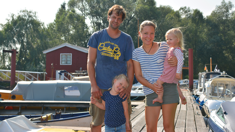 Die Familie Grigoleit in ihrem eigenen Hafen