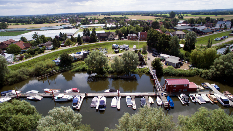 Luftbild des Hafens von Jill und Ole Grigoleit