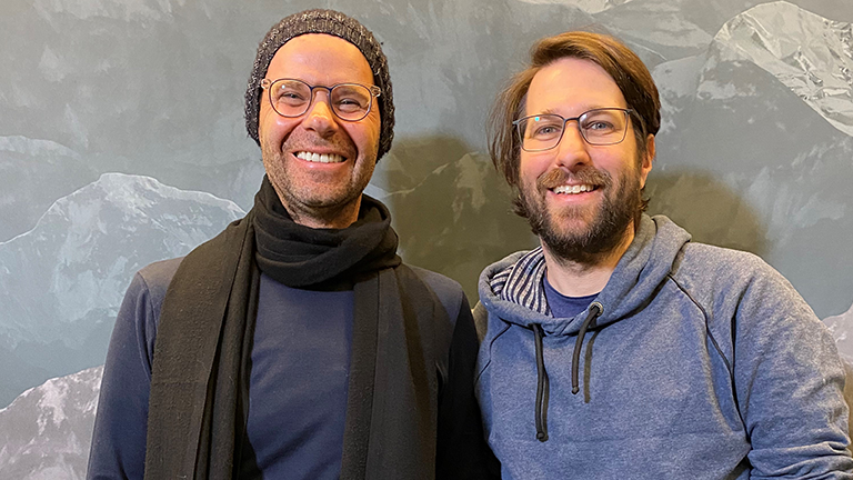 Jörg Adami mit Moderator Sebastian Sonntag im Deutschlandfunk-Nova Studio
