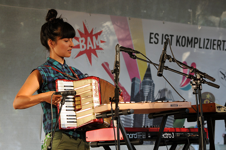 Auftritt der Band Honig
