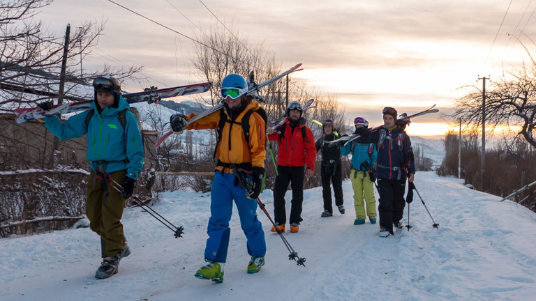 Skifahren in Kirgistan.