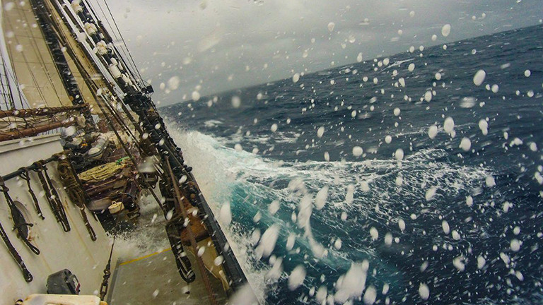 Peggy Engelmann segelt auf dem Segelschiff Avontuur mit.