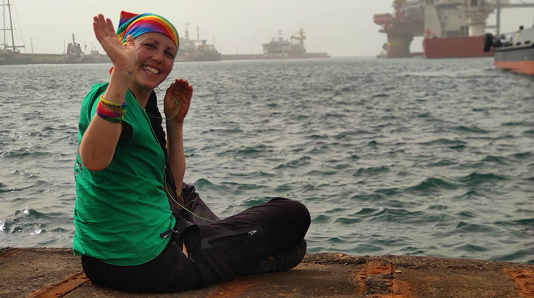 Peggy Engelmann segelt auf dem Segelschiff "Avontuur" mit.