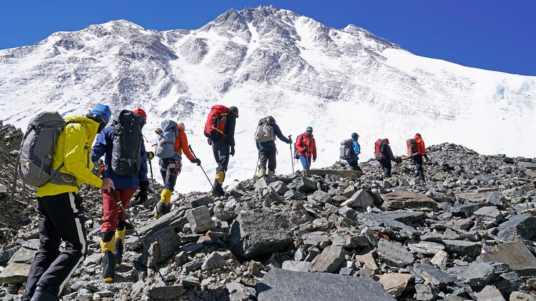 Julia Schultz auf dem Weg zum Mount Everest.