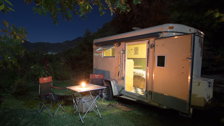 Camping bei Nacht