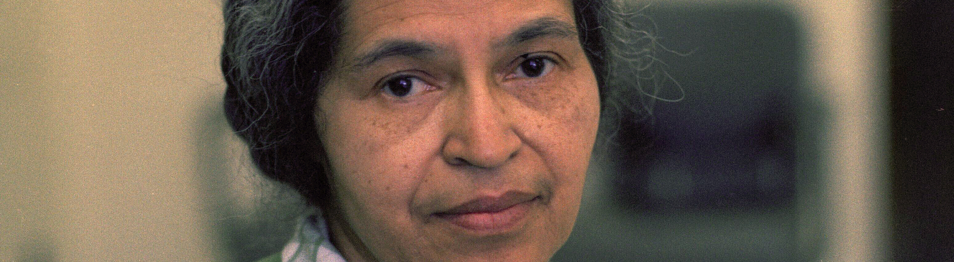 Die amerikanische Bürgerrechtlerin Rosa Parks in Detroit im Mai 1971