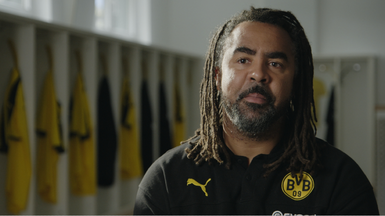 Porträt vonEx-Fußballer Patrick Owomoyela