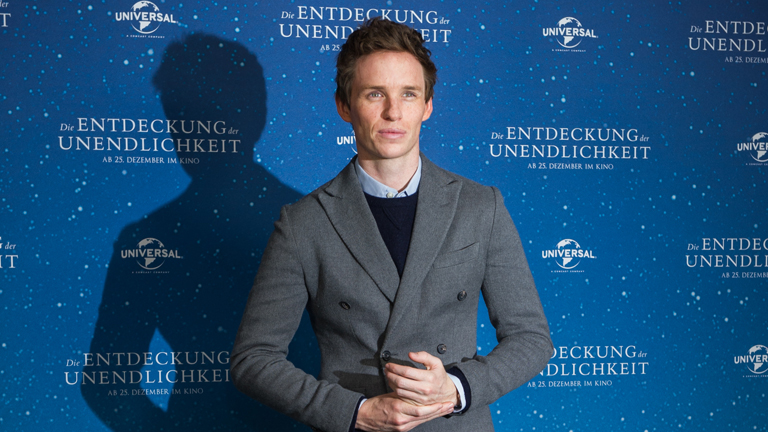 Der Schauspieler Eddie Redmayne, aufgenommen am 24.11.2014 in München (Bayern) bei einem Pressetermin zum neuen Film "Die Entdeckung der Unendlichkeit".