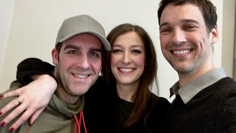 Prominenter Besuch bei Tom Westerholt: Alexandra Maria Lara und Florian David Fitz.