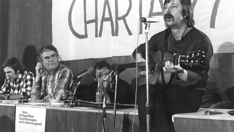 Eine Stunde History Charta 77 Die Uberwindung Des Kommunismus Dlf Nova