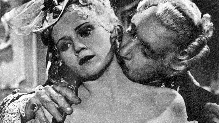 Die schwedisch-deutsche Schauspielerin Kristina Söderbaum und Ferdinand Marian in dem antisemitischen Film "Jud Süß" (1940).