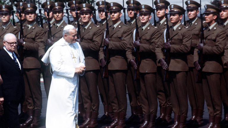 Militärischer Empfang für Johannes Paul II. 1979 in Polen