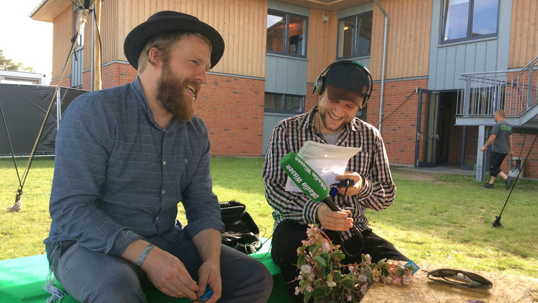 DRadio-Wissen-Reporter Daniel Hauser mit Alex Clare