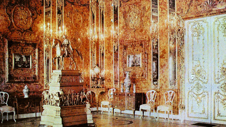 Blick in das prunkvolle Original-Bernsteinzimmer.