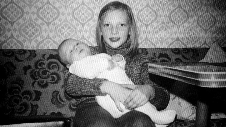 Achim Schmid mit seiner Schwester