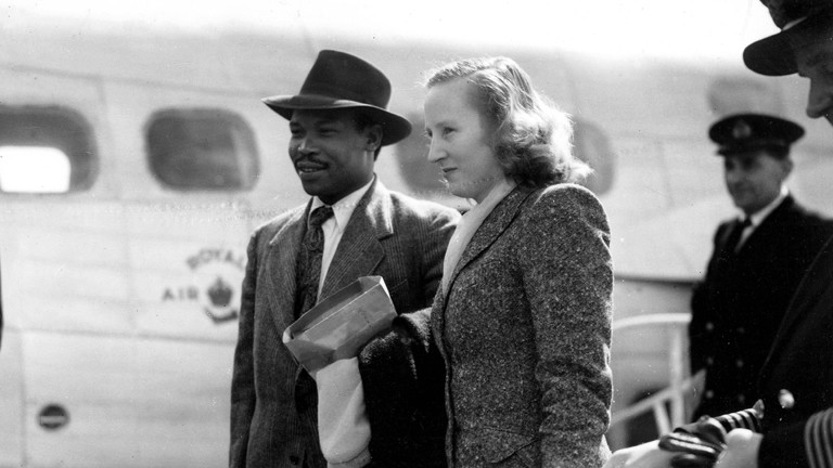 Seretse Khama und seine Frau Ruth in Southhampton