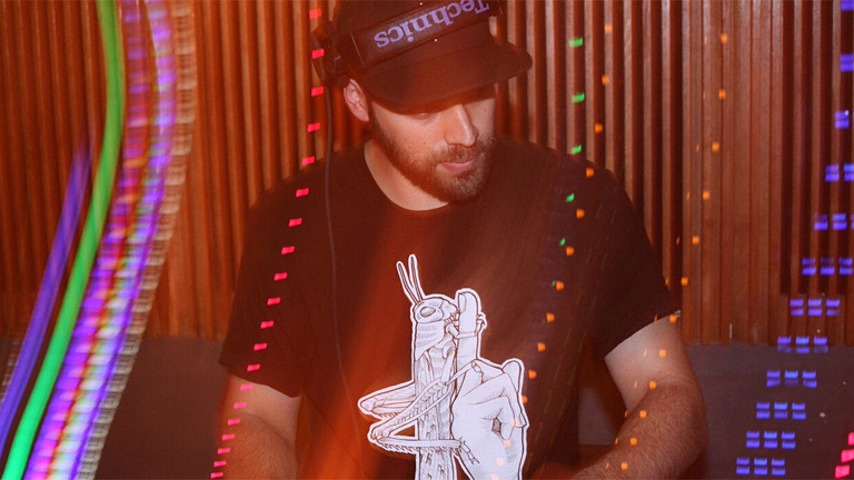 DJ am Mischpult
