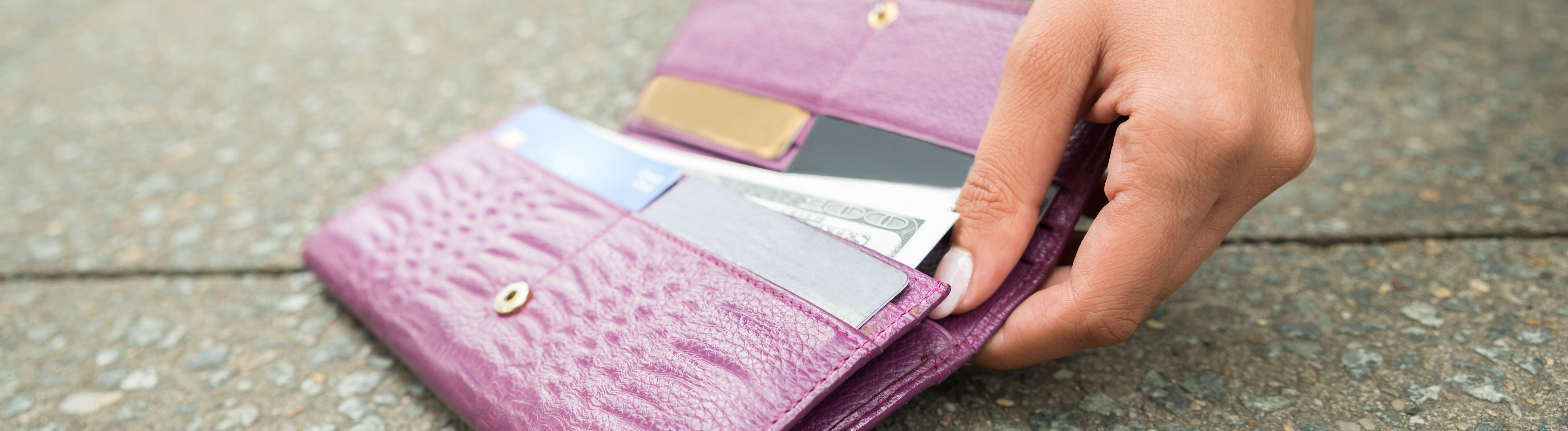 Ehrlichkeit Der Test Mit Der Verlorenen Geldborse Dlf Nova