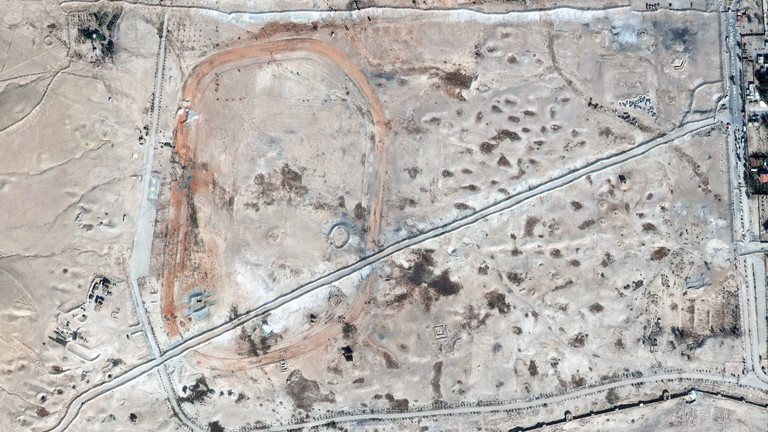 Die Grabstätte in der Nähe von Palmyra ist während des Bürgerkriegs für militärische Zwecke ausgebeutet und zerstört worden (2014).