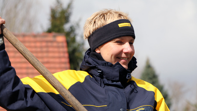 Die Postbotin Andrea Bunar