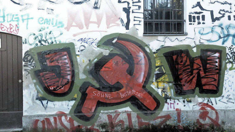 Graffiti Jugendwiderstand in Neukölln.