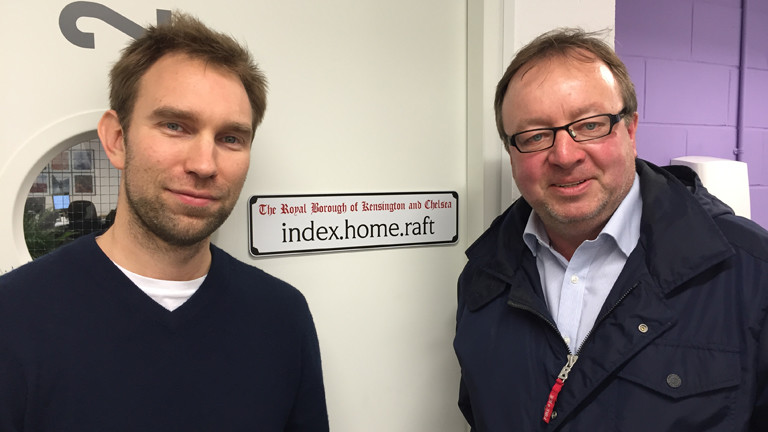 Chris Sheldrick und Friedbert Meurer