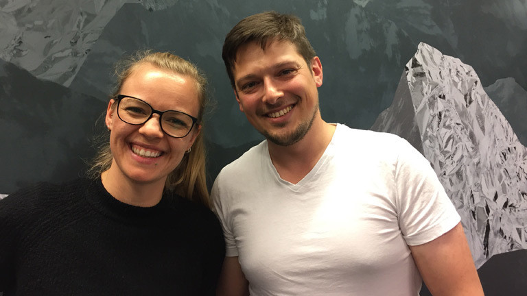 Moderatorin Jenni Gärtner und Michael Ginzberg von Projekt Antarktis.