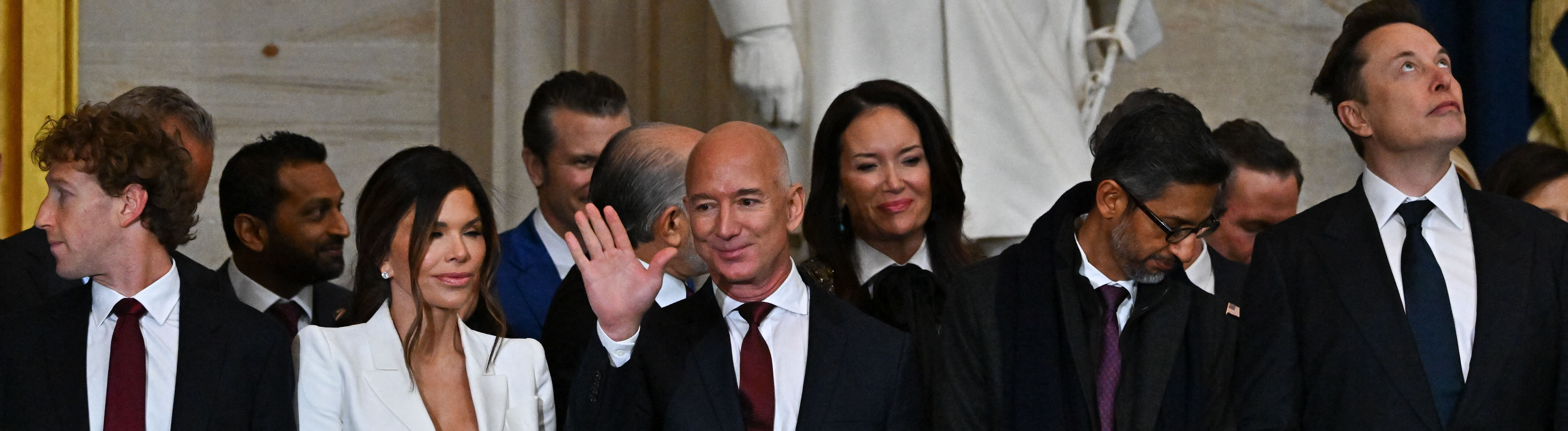 Meta CEO Mark Zuckerberg, Lauren Sanchez, Jeff Bezos, Google CEO Sundar Pichai und Tesla CEO Elon Musk während der zweiten Inauguration Donald Trumps am 20. Januar 2025