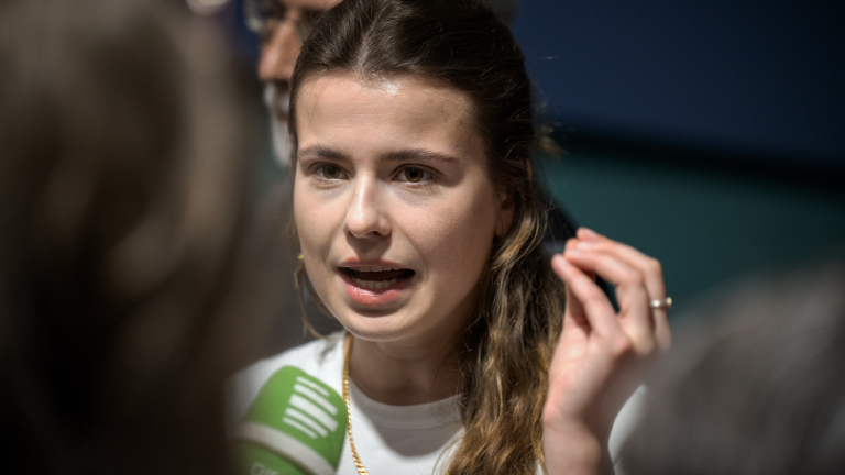 Klimaaktivistin Luisa Neubauer während einer Pressekonferenz im Dezember 2023