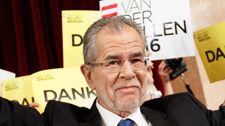 Grüner Alexander van der Bellen am Wahlabend (22.5.16)