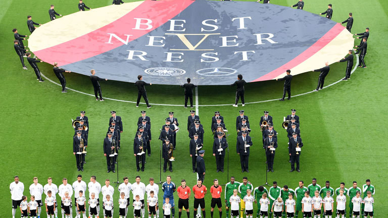 Best Never Rest Dfb Ist Anwarter Fur Den Sprachpanscher Des Jahres Dlf Nova