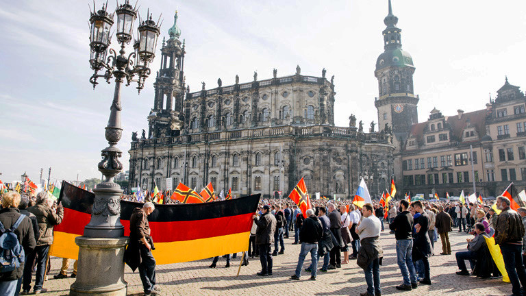 Pegida Kundgebung in Dresden 16. Oktober 2016
