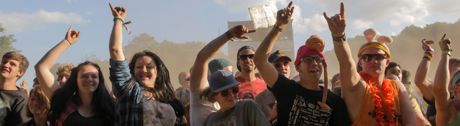 Das saarländische Festival "Rocco del Schlacko" zieht auch am Samstag (10.08.2013) wieder tausende Besucher auf das Festivalgelände "Sauwasen" nach Püttlingen/Saar.