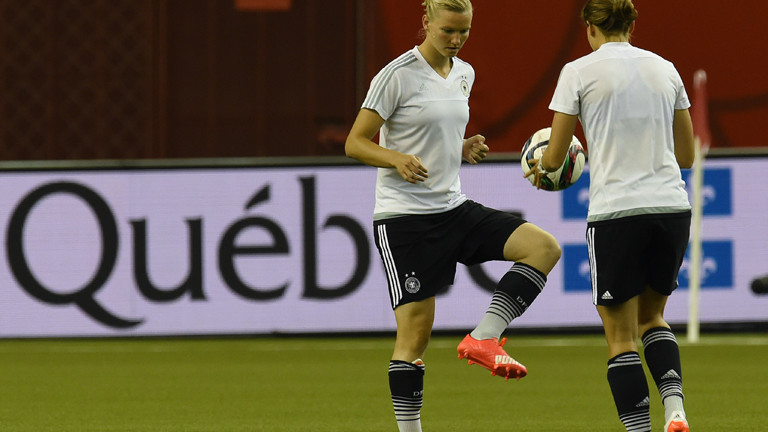 Training der deutschen Frauenfußballmannschaft bei der WM in Kanada 2015