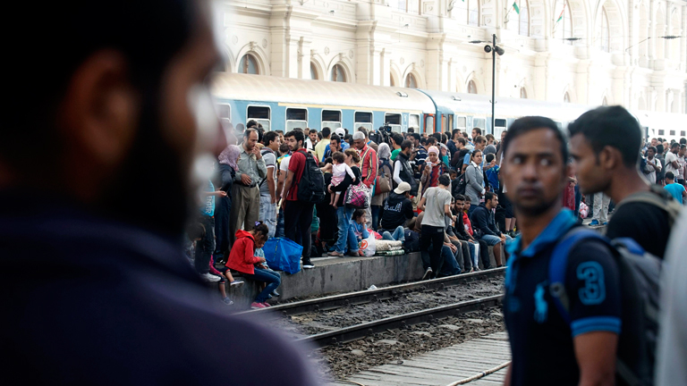 Flüchtlinge am Bahnhof in Budapest