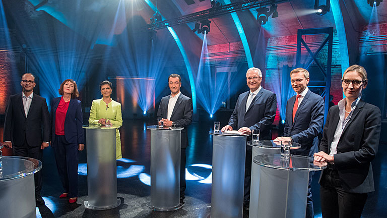 SpitzenkandidatInnen von CSU, FDP, Grünen, Linken und AfD im TV-Fünfkampf