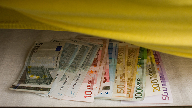 Geld Matratze