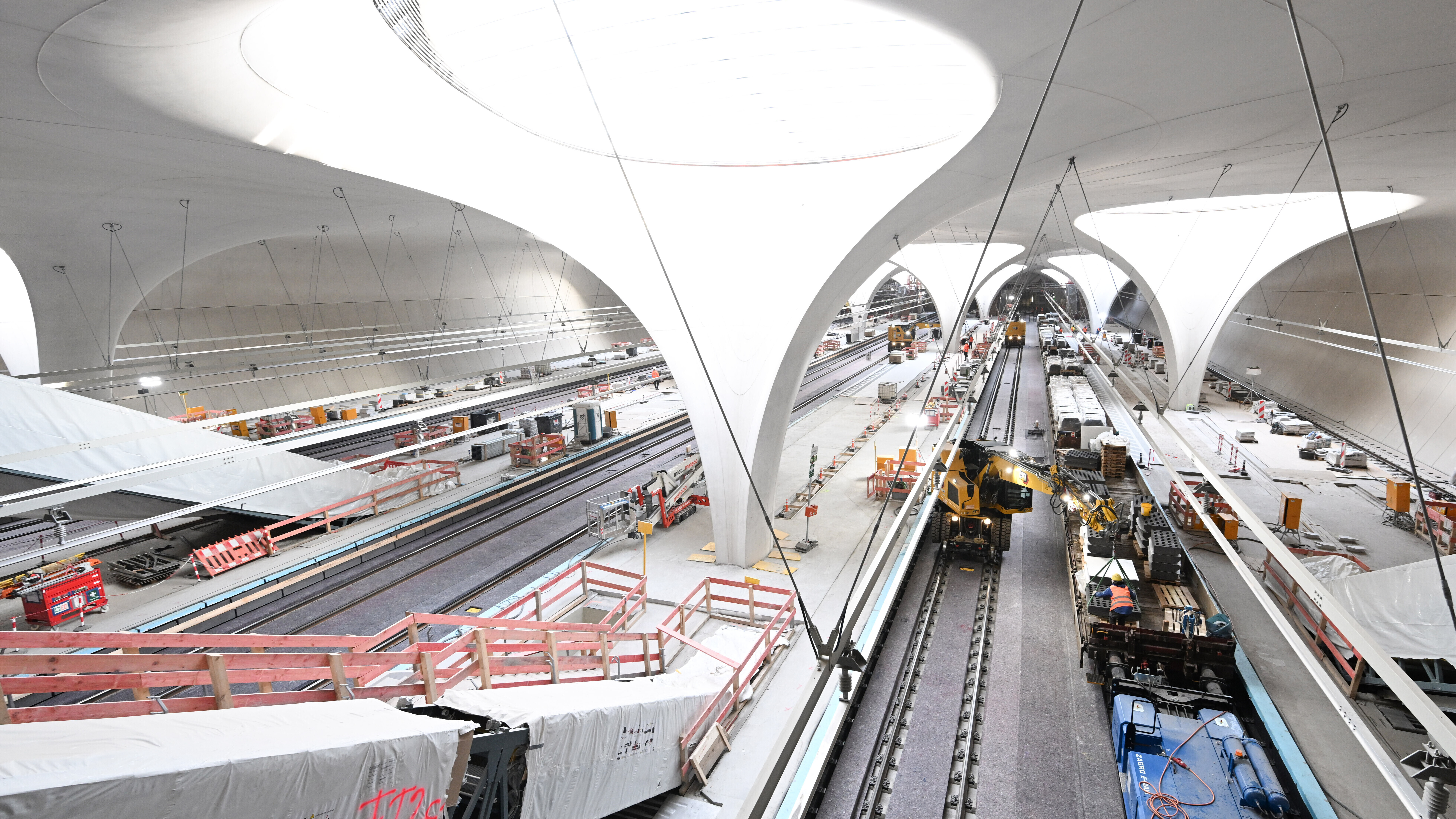 Die Baustelle des neuen unter die Erde verlegten Hauptbahnhofs im Rahmen des Bahnprojekts Stuttgart 21.