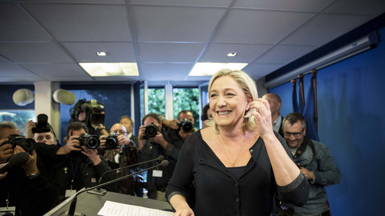 Marine Le Pen in der Parteizentrale des Front National in Nanterre