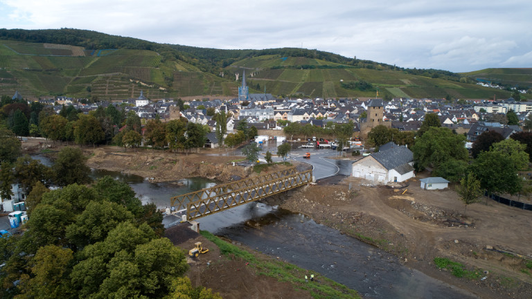 Ahrtorbrücke bei Ahrweiler – errichtet vom Technischen Hilfswerk