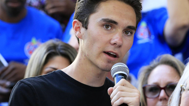 David Hogg, Schüler auf einer Demo für stärkere Waffengesetze