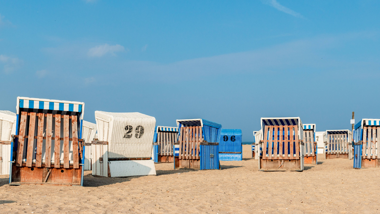 Geschlossene Strandkörbe