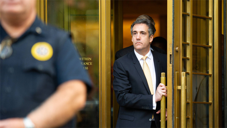 Donald Trumps ehemaligen Anwalt Michael Cohen nach seiner Aussage vor Gericht am 21. August in New York